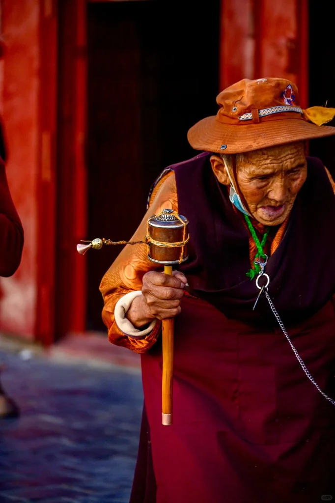 Kora: Pilgrimage Circuits and the Spiritual Geography of Tibet